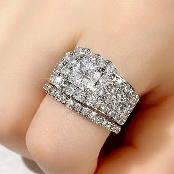 14k white gold plated  diamond ring - Picture 2 of 7